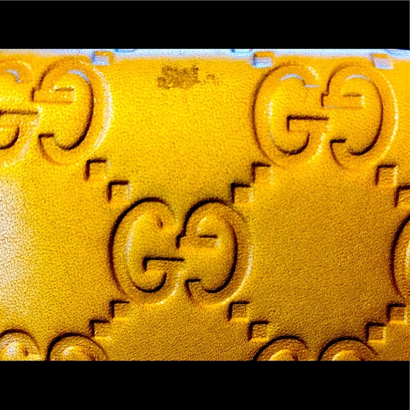 🤩🤩Authentic Gucci Guccissima Lovely Heart 🤩🤩 - Picture 2 of 13